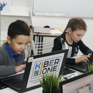 KiberOne объявляет набор юных программистов в Усть-Каменогорске - КИБЕРшкола программирования для детей, компьютерные курсы для школьников, начинающих и подростков - KIBERone г. Нарткала
